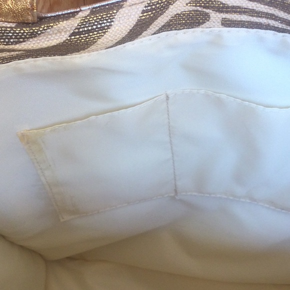 NWOT Modella Tote and Cosmetic Bags Brown/ Gold - Picture 13 of 16